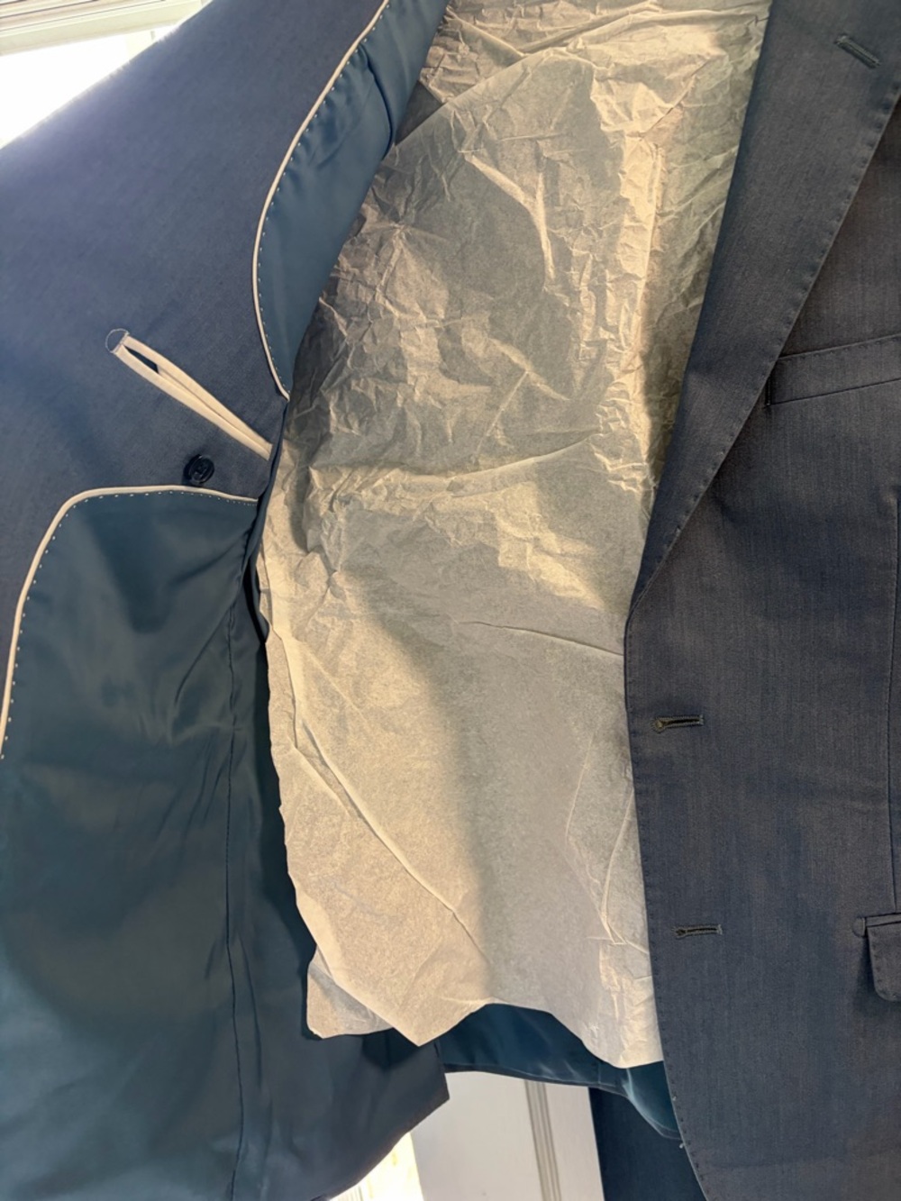 Classic Men's Blue Two-Piece Suit - Elegant Formal Blazer & Trousers - Picture 9 of 9